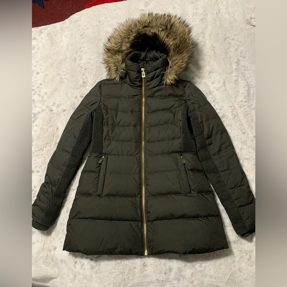 Michael Kors Women's dark green Puffer Jacket with Faux Fur Hood size S